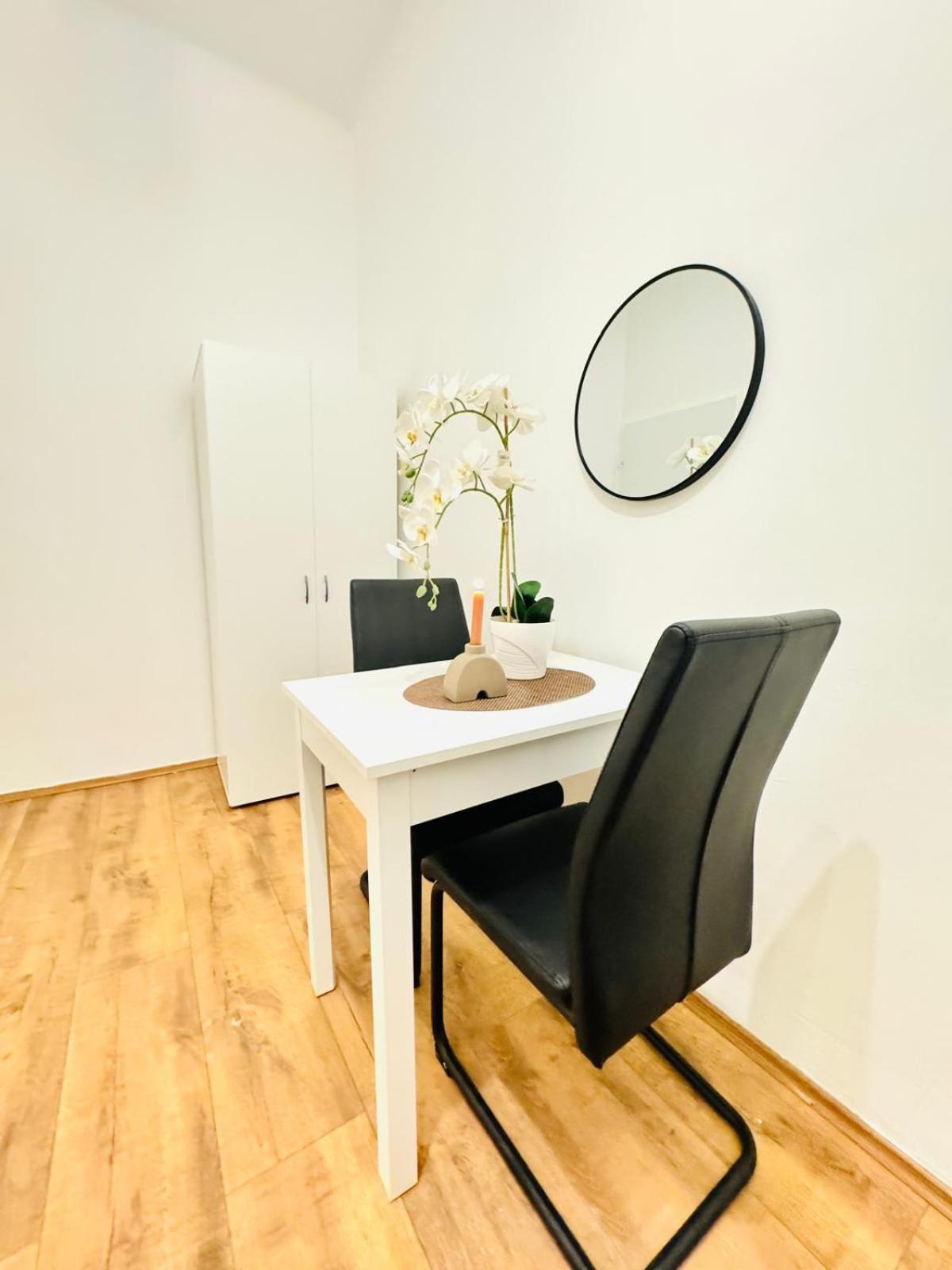 Appartement Charming 5br Shared Apt, Minutes From Atzgersdorf *
