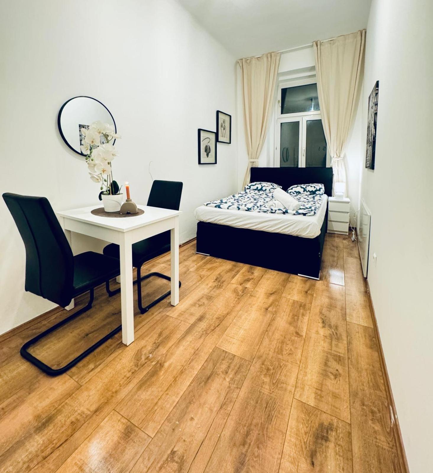 Appartement Charming 5br Shared Apt, Minutes From Atzgersdorf Vienne