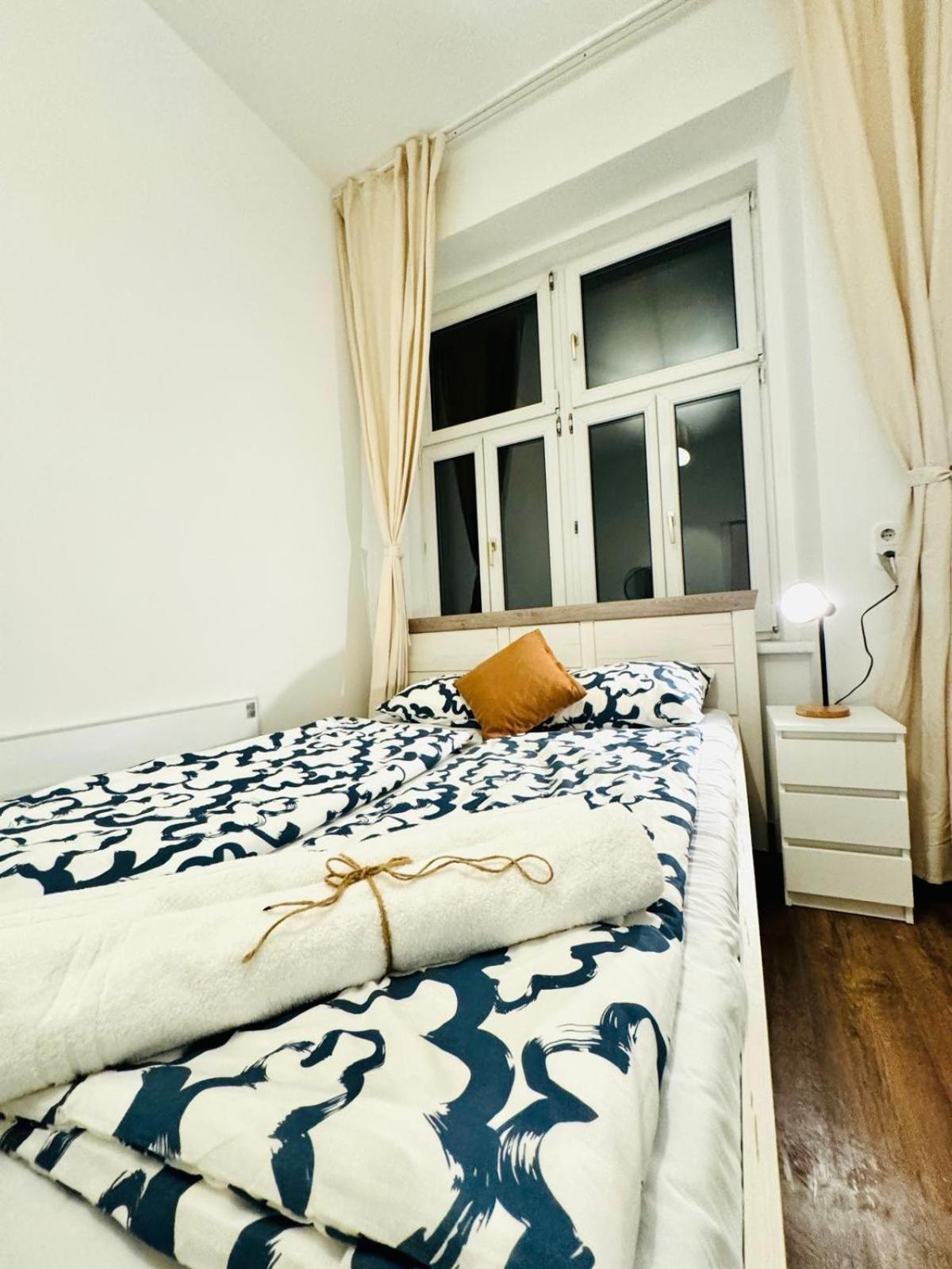 Charming 5br Shared Apt, Minutes From Atzgersdorf * Vienne